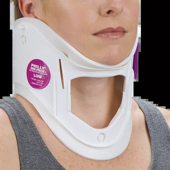 DeRoyal One-Piece Extrication Collar For Cervical Trauma