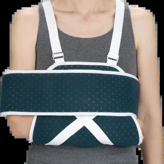 DeRoyal Universal Foam Sling And Swathe with Adjustable shoulder straps