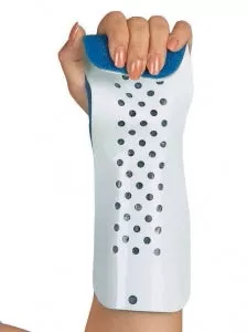 Medline Colles Splints - Foam-Padded Colles Splint, Left, Size S - ORT33300LS